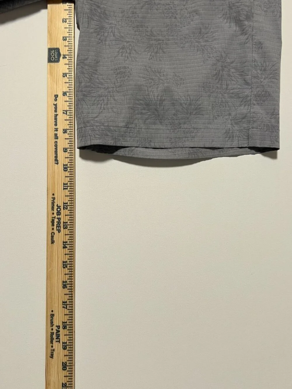 Travis Mathew Golf Shorts Performance Stretch Floral Gray Men's size 36
